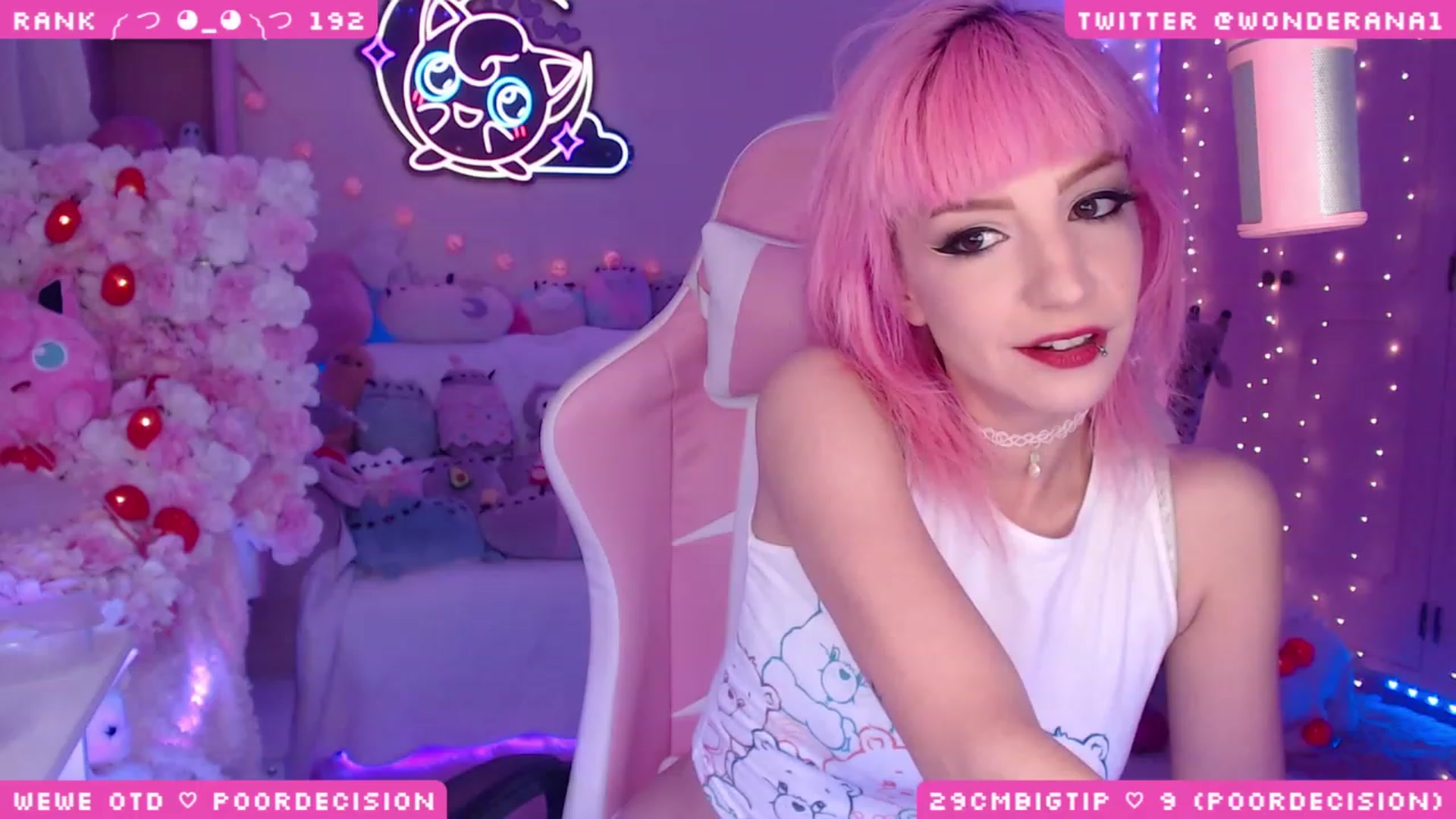 Gallery image thumbnail from WonderAna's myfreecams stream on, 06/10/2023, 22:52 image 16 of 20