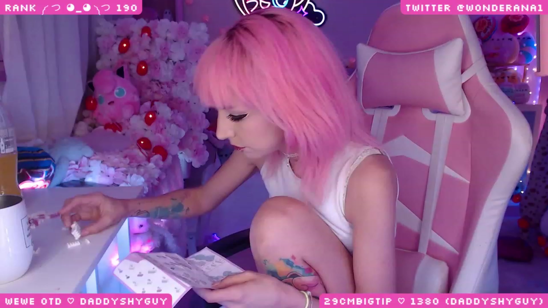 Gallery image thumbnail from WonderAna's myfreecams stream on, 06/11/2023, 24:48 image 4 of 20