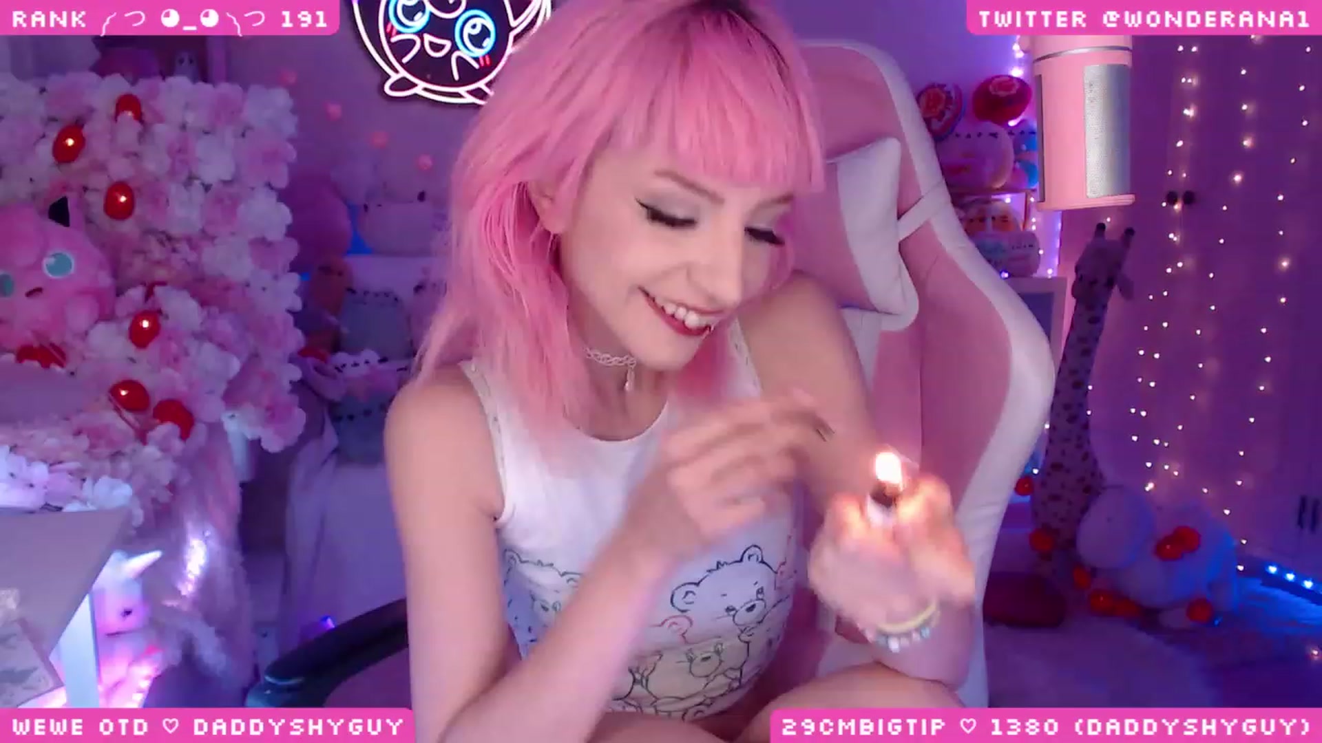 Gallery image thumbnail from WonderAna's myfreecams stream on, 06/11/2023, 01:02 image 13 of 20