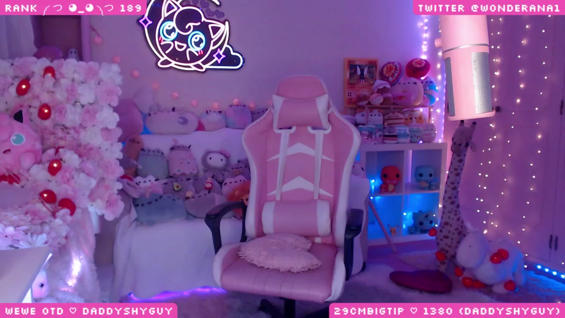 Gallery image thumbnail from WonderAna's myfreecams stream on, 06/11/2023, 01:02 image 6 of 20
