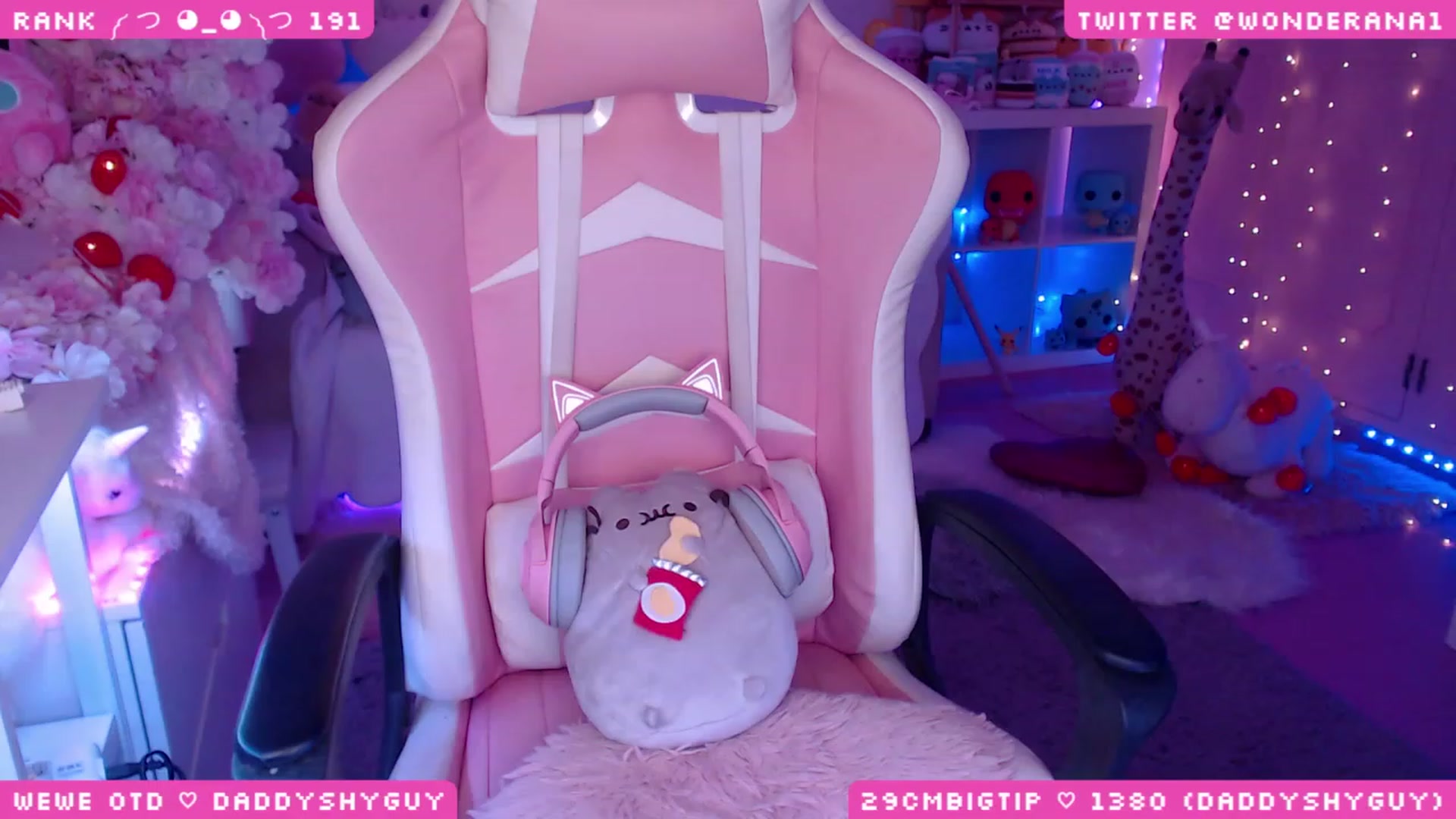 Gallery image thumbnail from WonderAna's myfreecams stream on, 06/11/2023, 01:02 image 18 of 20