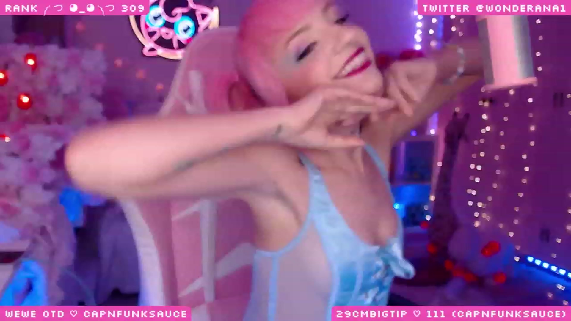 Gallery image thumbnail from WonderAna's myfreecams stream on, 06/15/2023, 24:02 image 18 of 20