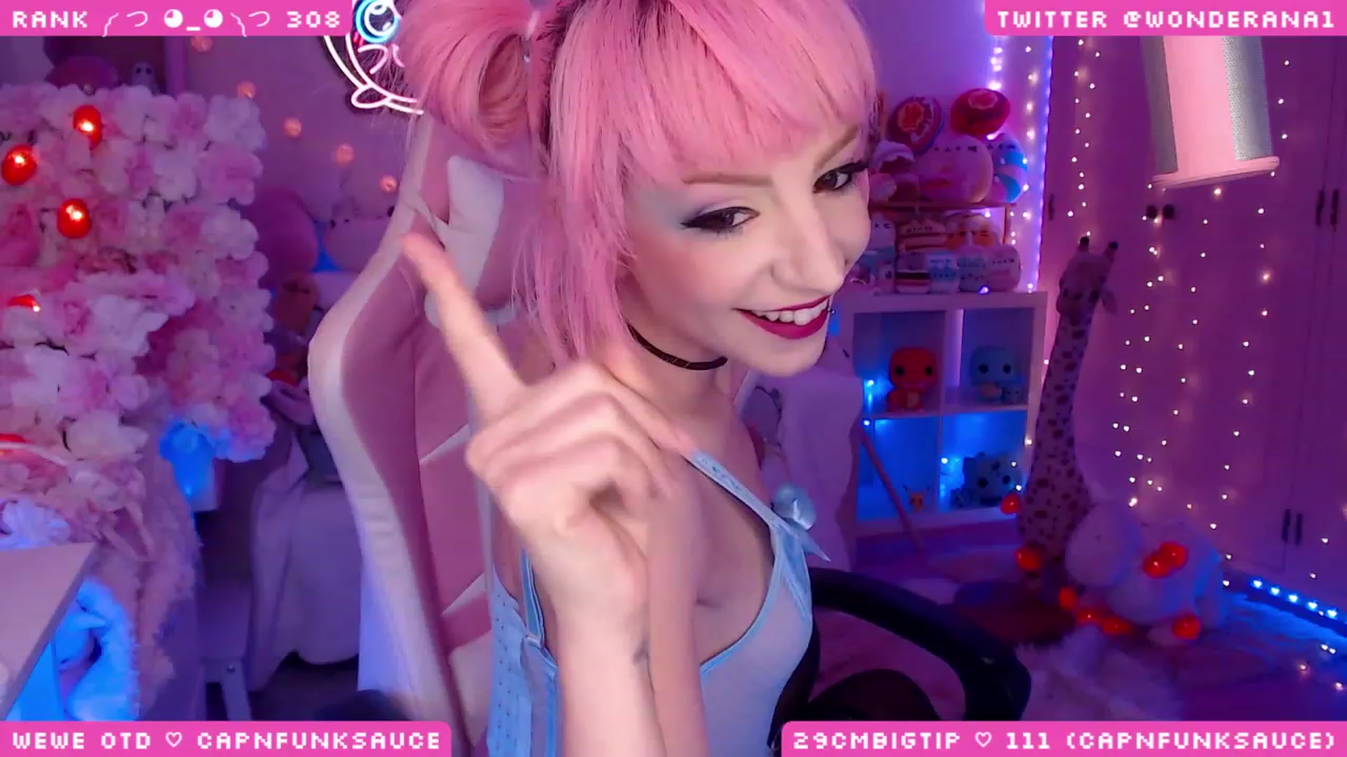 Gallery image thumbnail from WonderAna's myfreecams stream on, 06/15/2023, 24:02 image 15 of 20