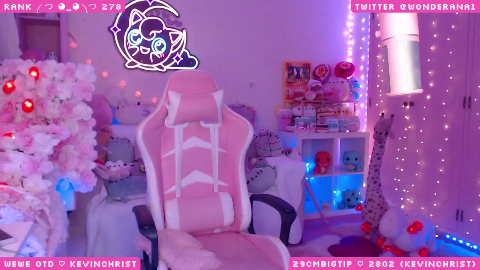 Gallery image thumbnail from WonderAna's myfreecams stream on, 06/15/2023, 01:16 image 6 of 20