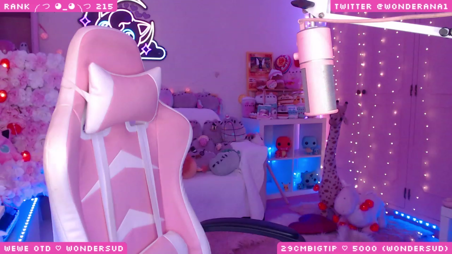 Gallery image thumbnail from WonderAna's myfreecams stream on, 06/15/2023, 03:25 image 18 of 20