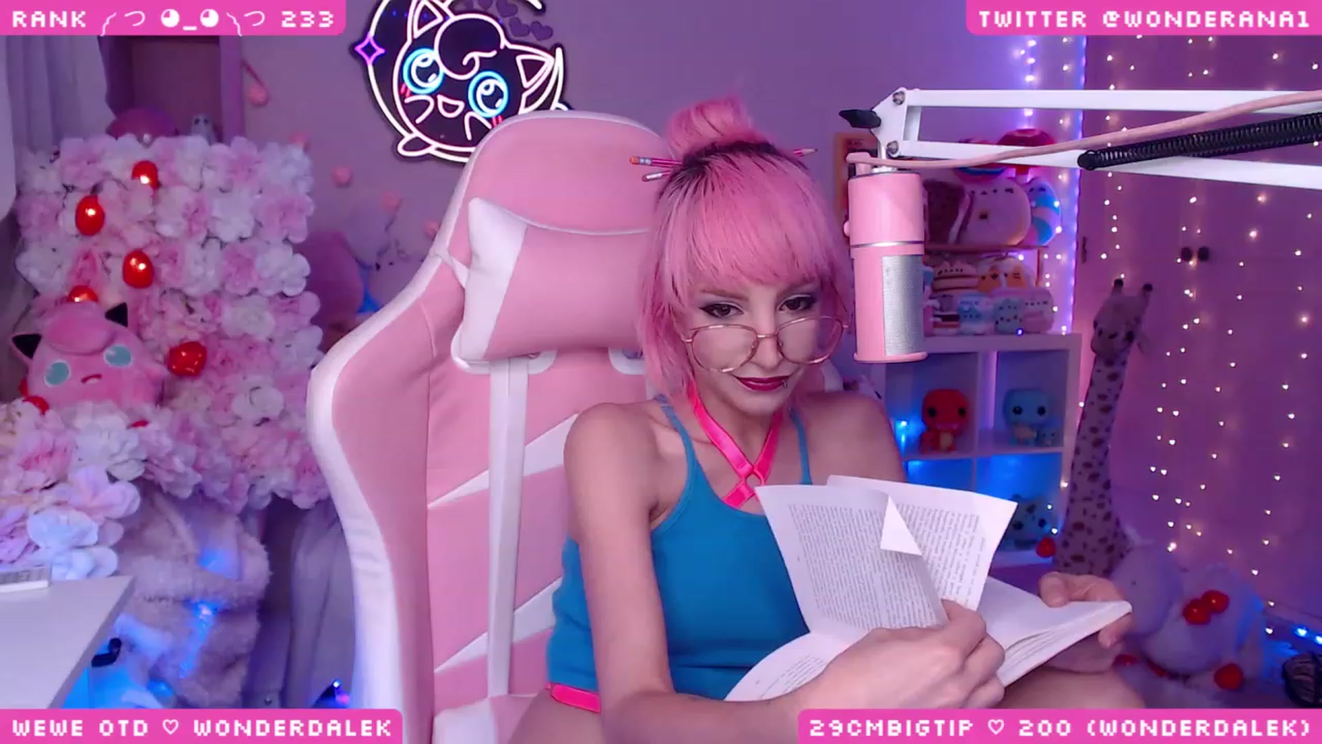 Gallery image thumbnail from WonderAna's myfreecams stream on, 06/16/2023, 02:56 image 6 of 20