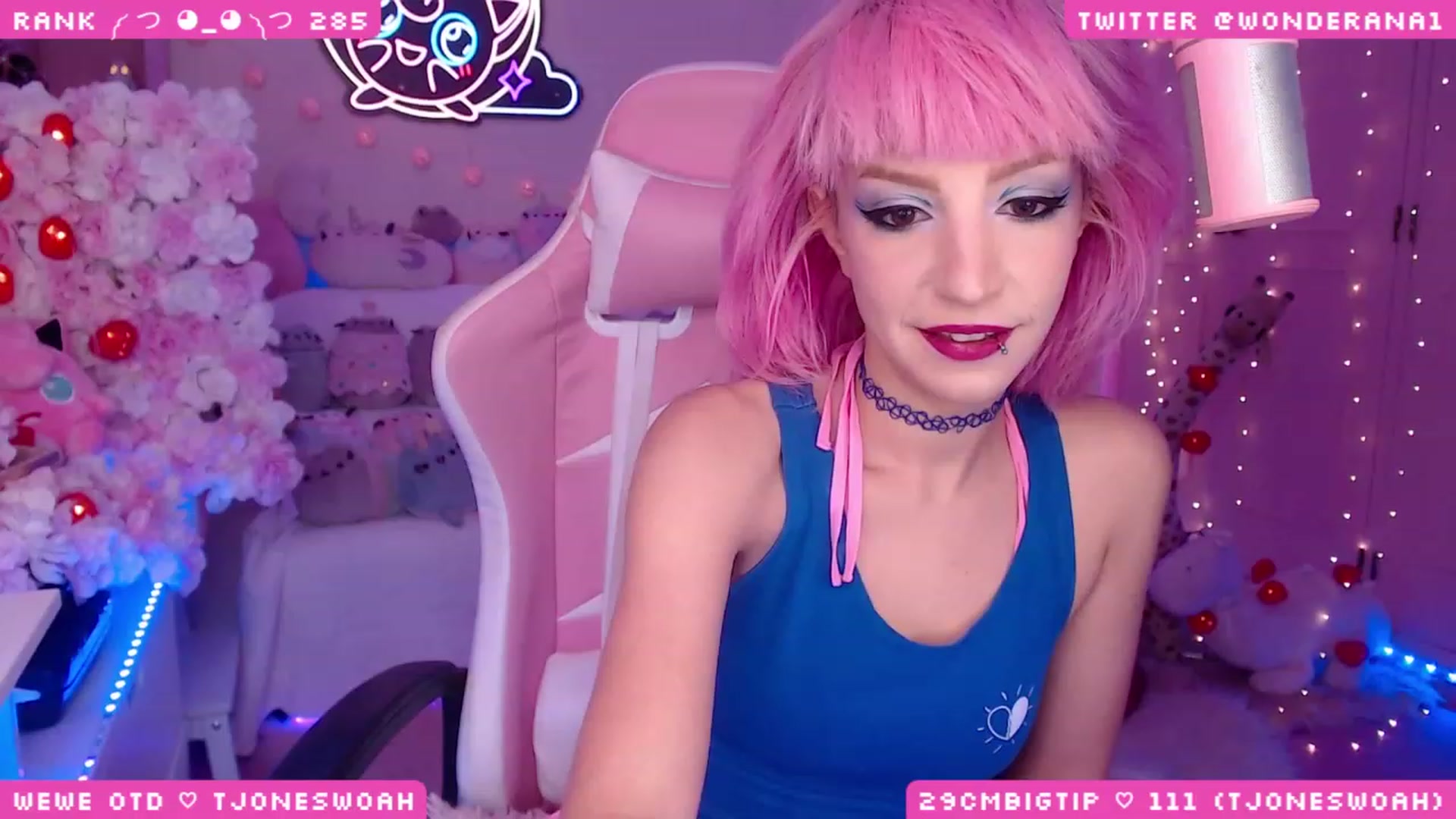 Gallery image thumbnail from WonderAna's myfreecams stream on, 06/21/2023, 01:50 image 3 of 20