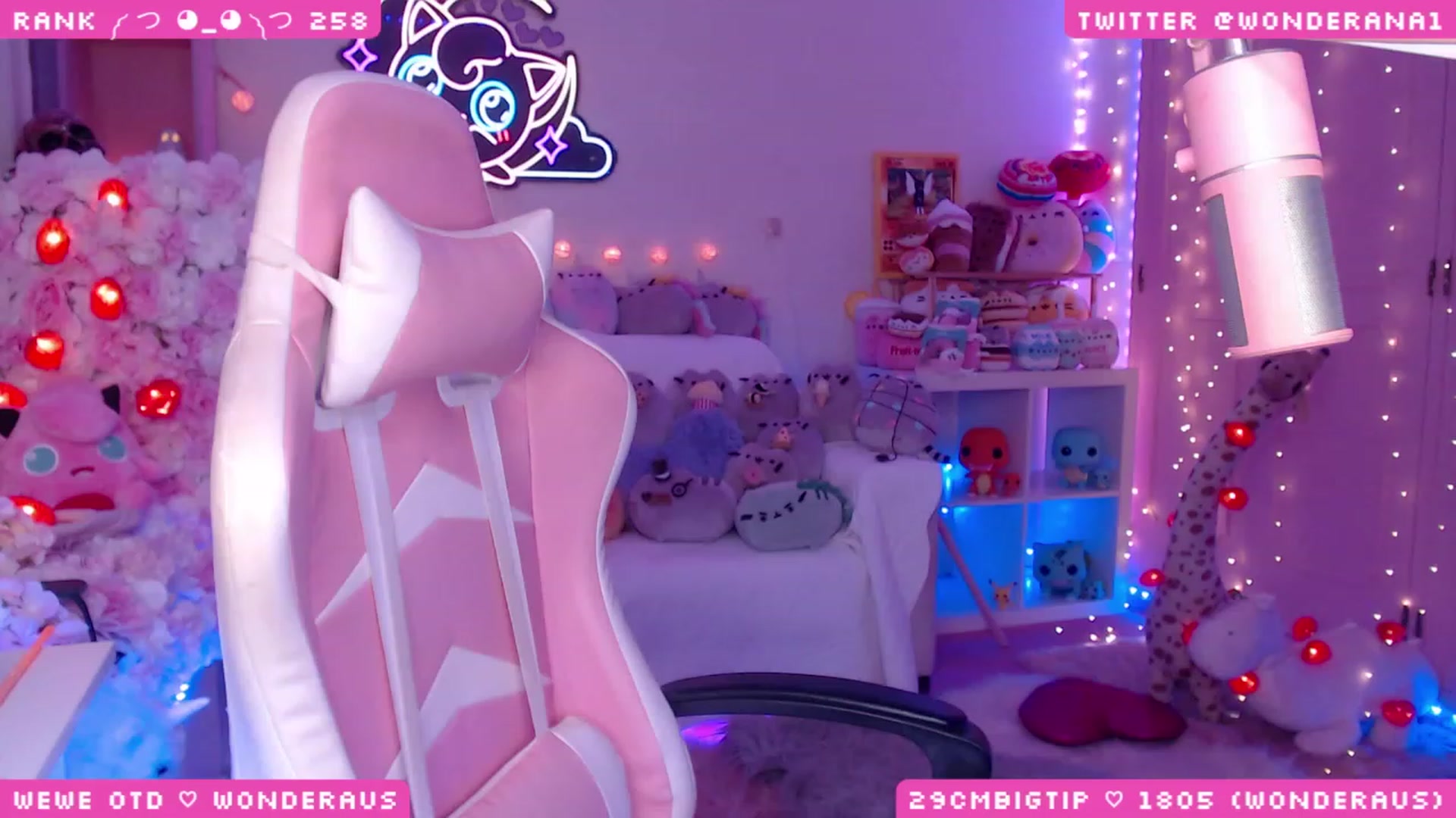 Gallery image thumbnail from WonderAna's myfreecams stream on, 06/23/2023, 01:25 image 19 of 20