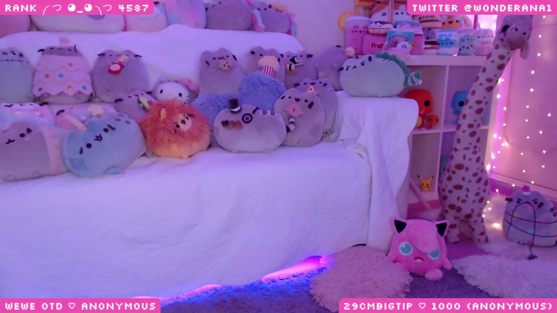Gallery image thumbnail from WonderAna's myfreecams stream on, 07/13/2023, 22:20 image 16 of 20