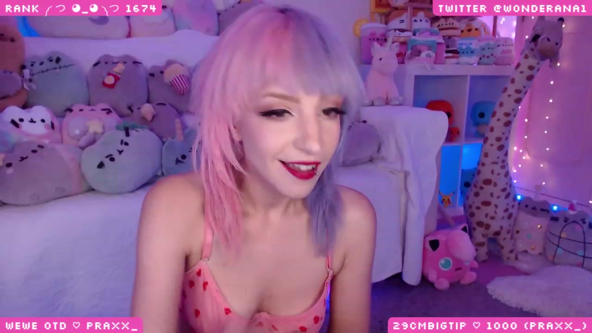 Gallery image thumbnail from WonderAna's myfreecams stream on, 07/18/2023, 24:04 image 3 of 20