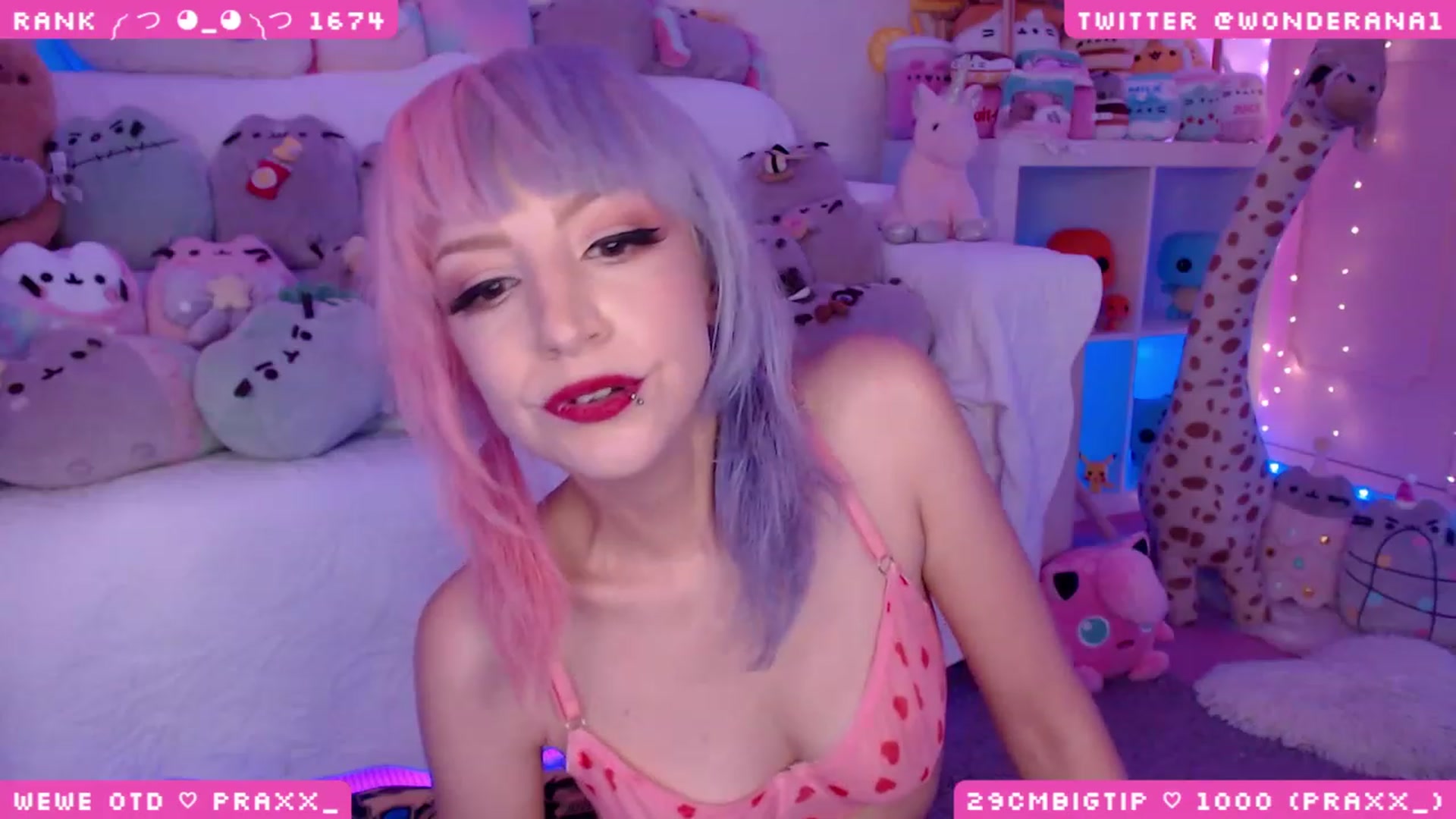 Gallery image thumbnail from WonderAna's myfreecams stream on, 07/18/2023, 24:04 image 12 of 20
