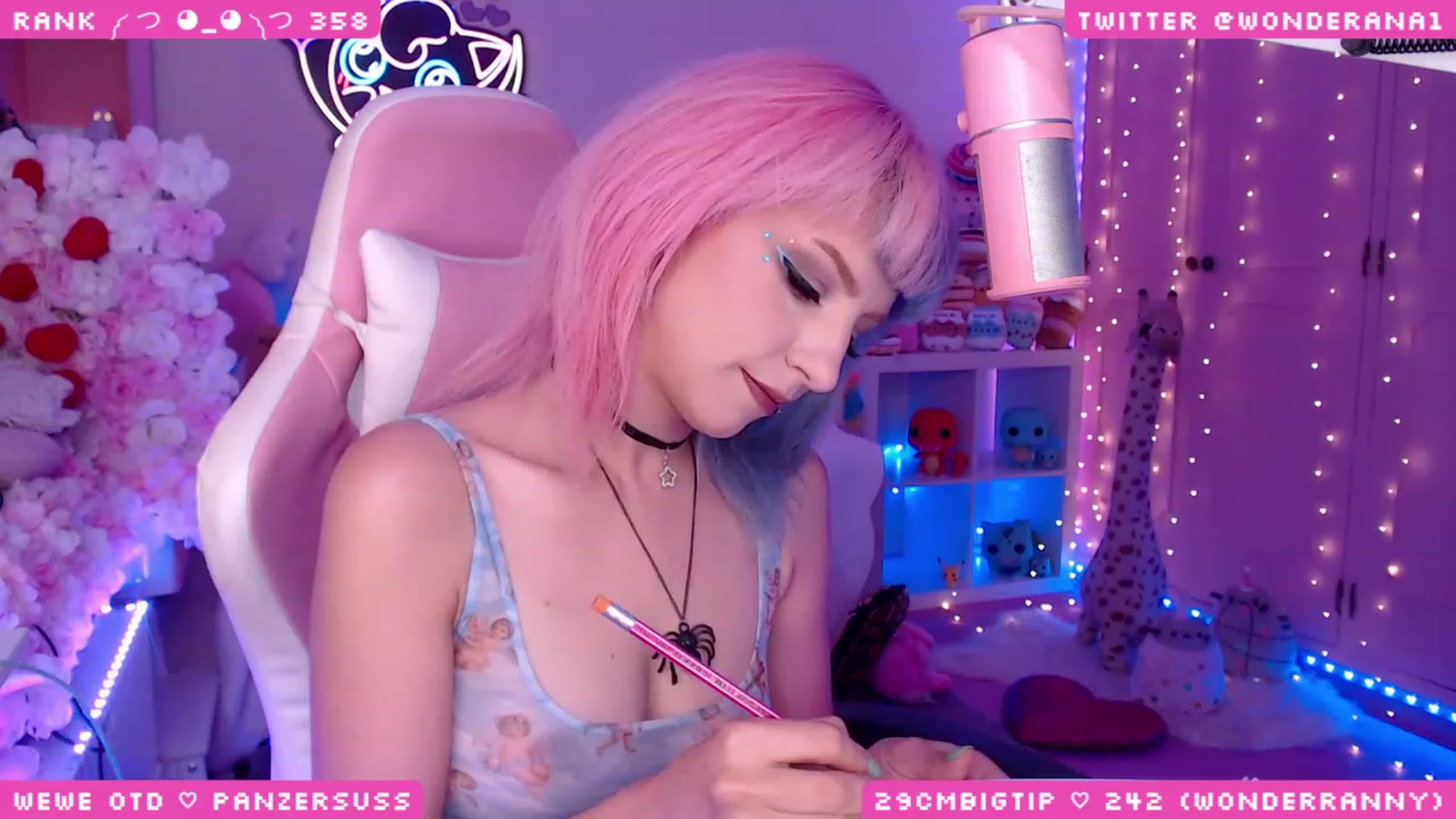 Gallery image thumbnail from WonderAna's myfreecams stream on, 08/05/2023, 01:17 image 2 of 20