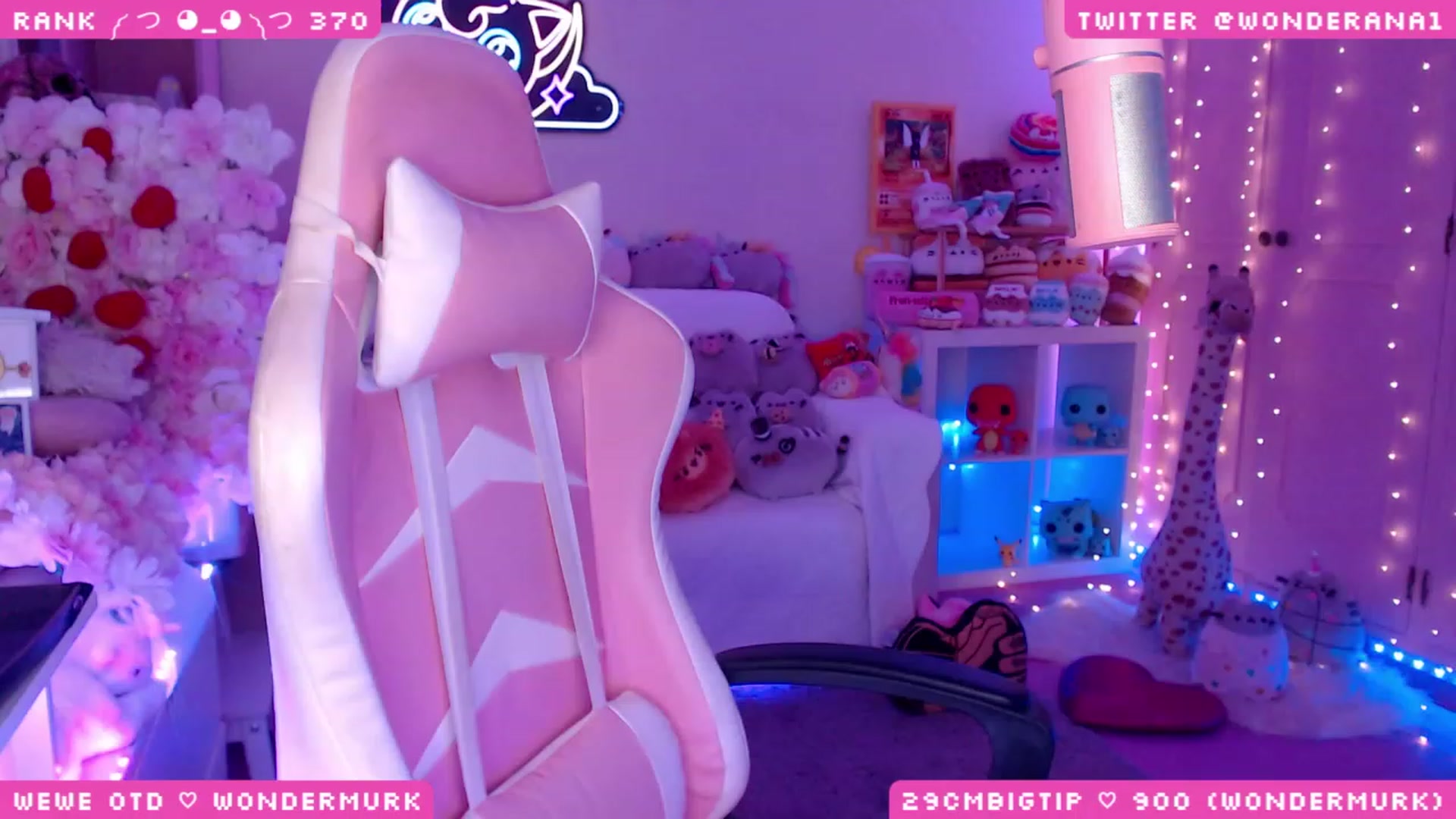 Gallery image thumbnail from WonderAna's myfreecams stream on, 08/05/2023, 23:46 image 15 of 20