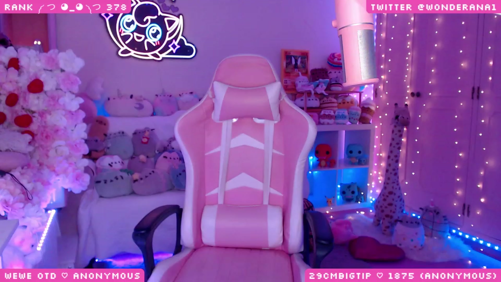 Gallery image thumbnail from WonderAna's myfreecams stream on, 08/07/2023, 01:01 image 8 of 20