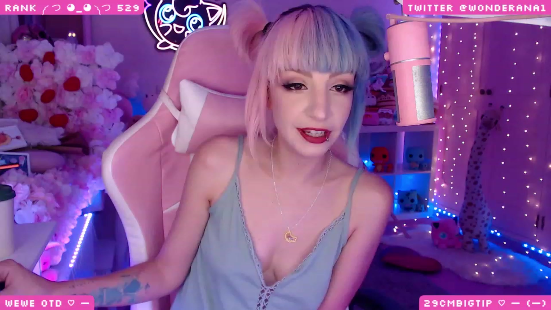 Gallery image thumbnail from WonderAna's myfreecams stream on, 08/13/2023, 24:01 image 1 of 20