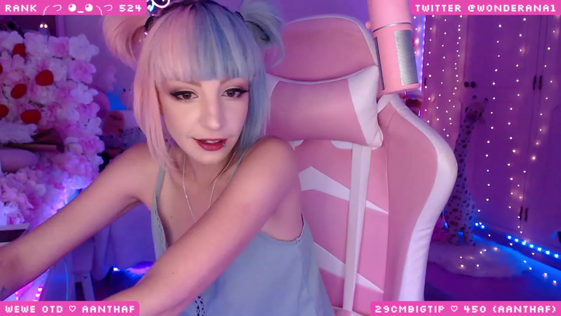 Gallery image thumbnail from WonderAna's myfreecams stream on, 08/13/2023, 01:56 image 12 of 20