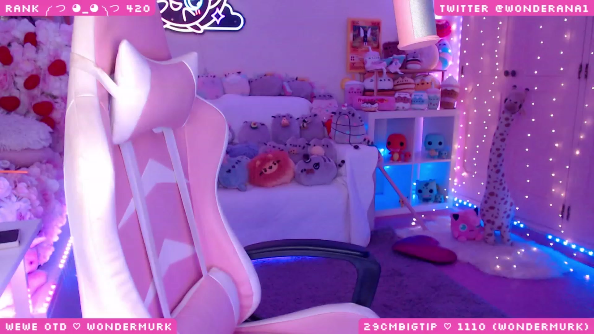 Gallery image thumbnail from WonderAna's myfreecams stream on, 08/15/2023, 24:47 image 18 of 20