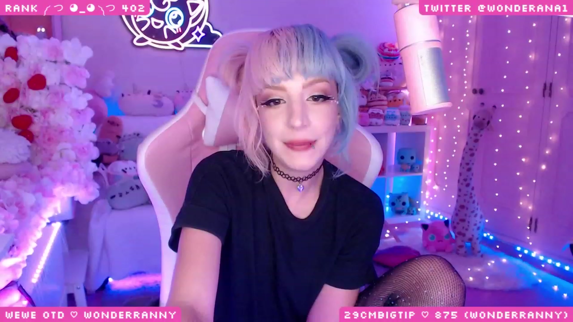 Gallery image thumbnail from WonderAna's myfreecams stream on, 08/18/2023, 24:08 image 9 of 20