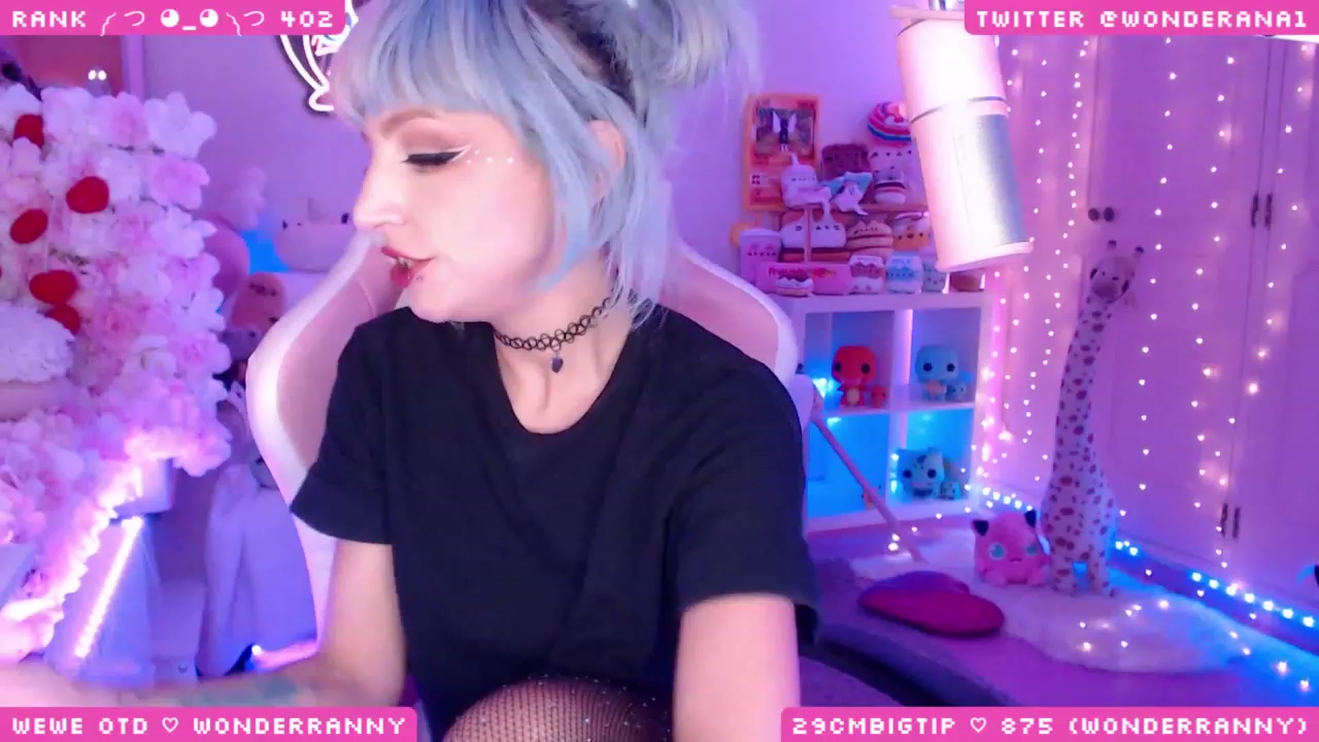 Gallery image thumbnail from WonderAna's myfreecams stream on, 08/18/2023, 24:08 image 6 of 20