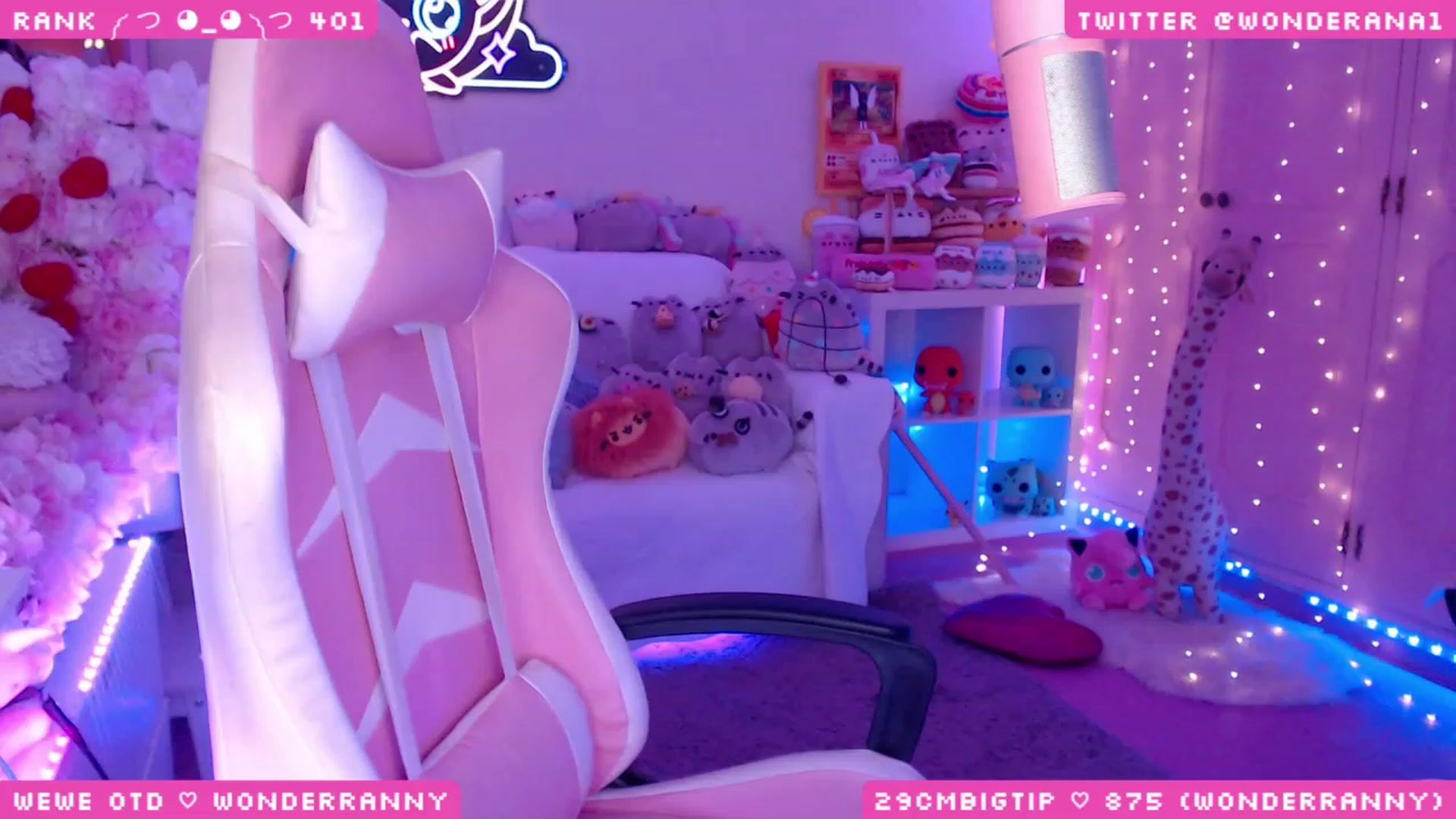 Gallery image thumbnail from WonderAna's myfreecams stream on, 08/18/2023, 24:08 image 16 of 20