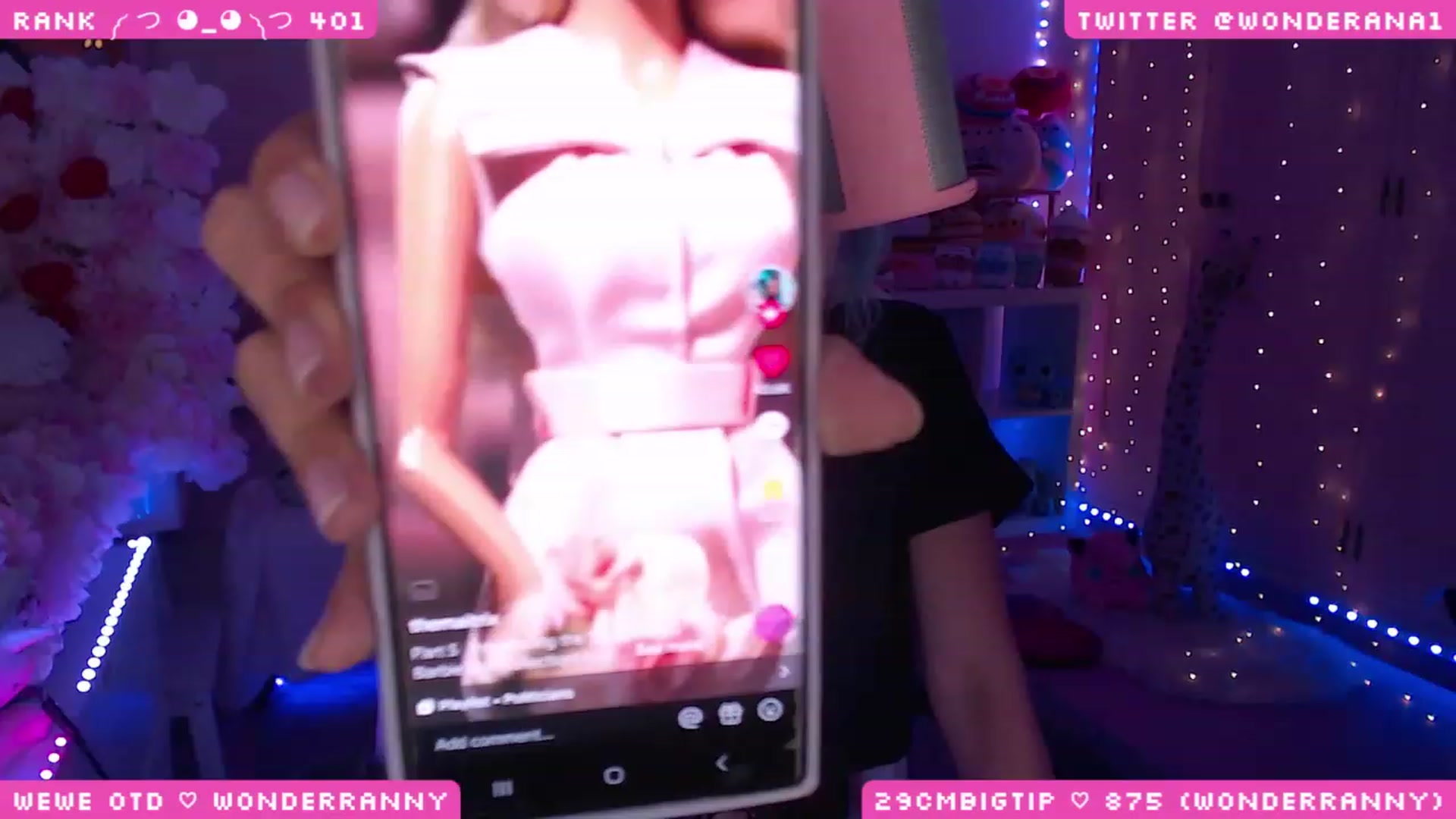 Gallery image thumbnail from WonderAna's myfreecams stream on, 08/18/2023, 24:08 image 15 of 20