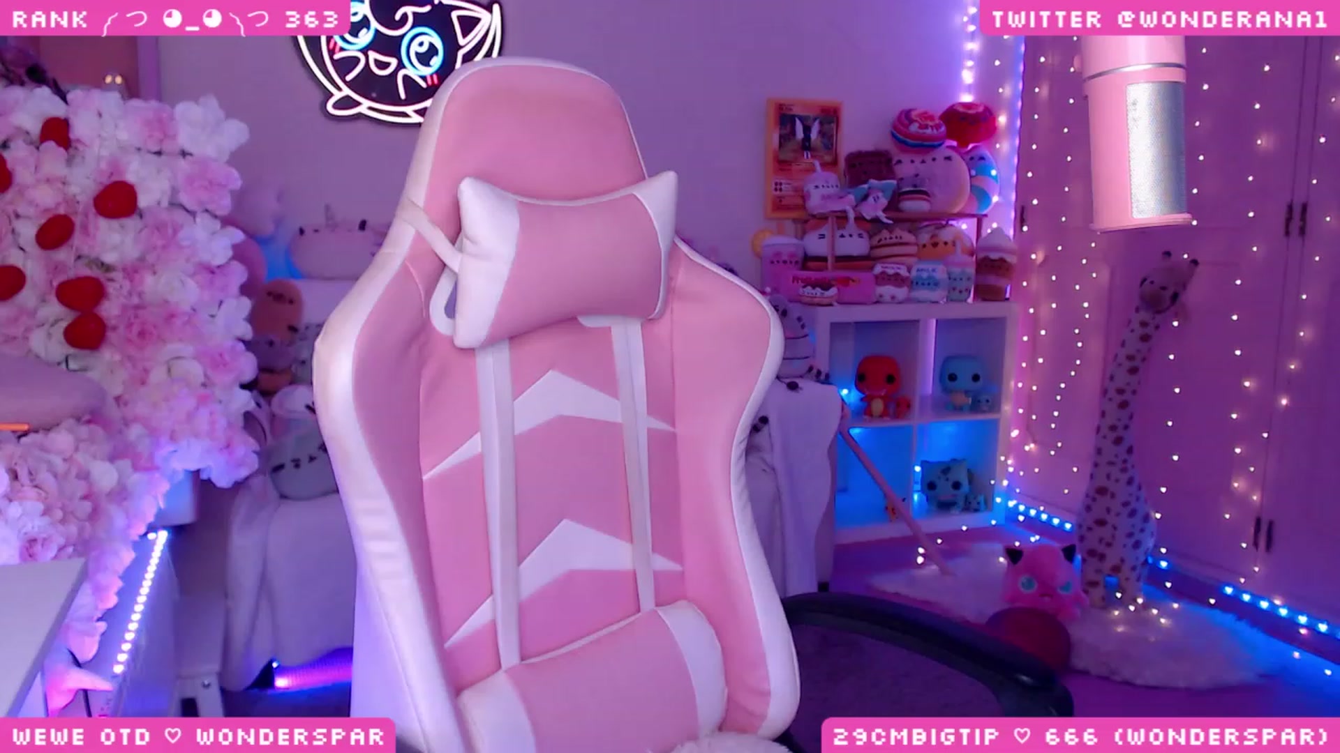 Gallery image thumbnail from WonderAna's myfreecams stream on, 08/19/2023, 01:07 image 9 of 20
