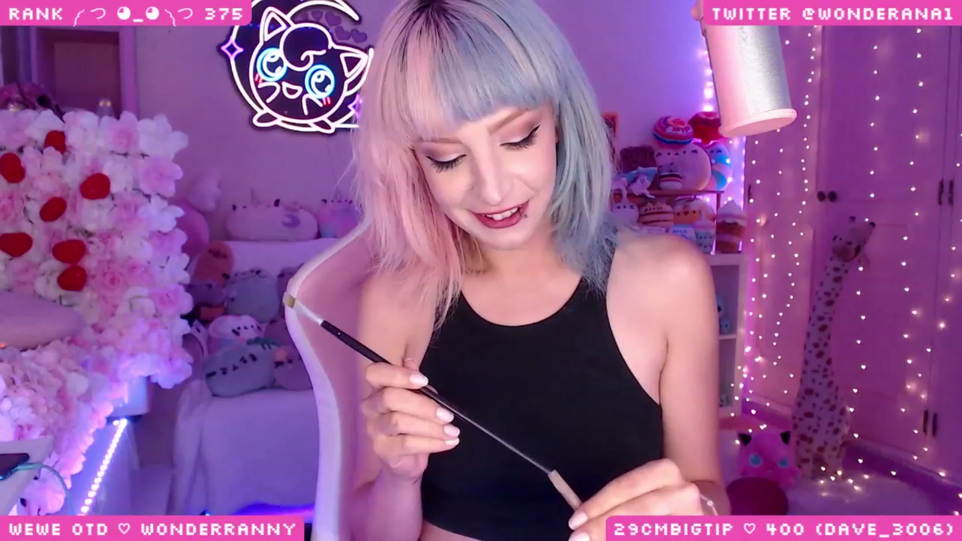 Gallery image thumbnail from WonderAna's myfreecams stream on, 08/20/2023, 01:34 image 19 of 20