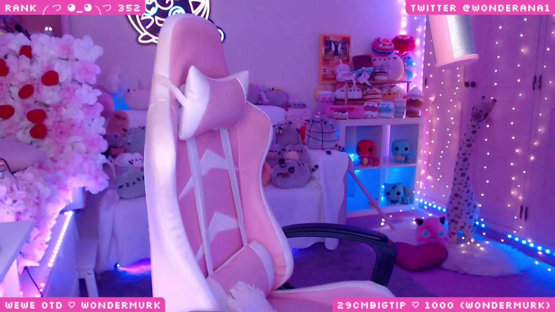 Gallery image thumbnail from WonderAna's myfreecams stream on, 08/21/2023, 02:00 image 5 of 20
