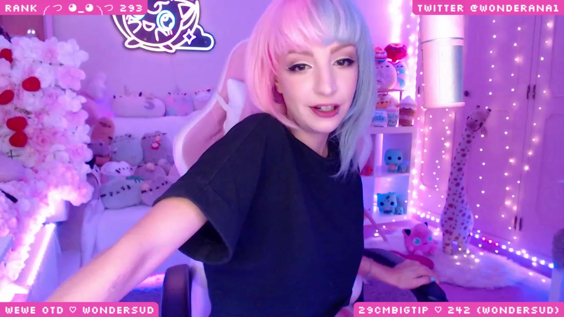 Gallery image thumbnail from WonderAna's myfreecams stream on, 08/26/2023, 02:56 image 7 of 20