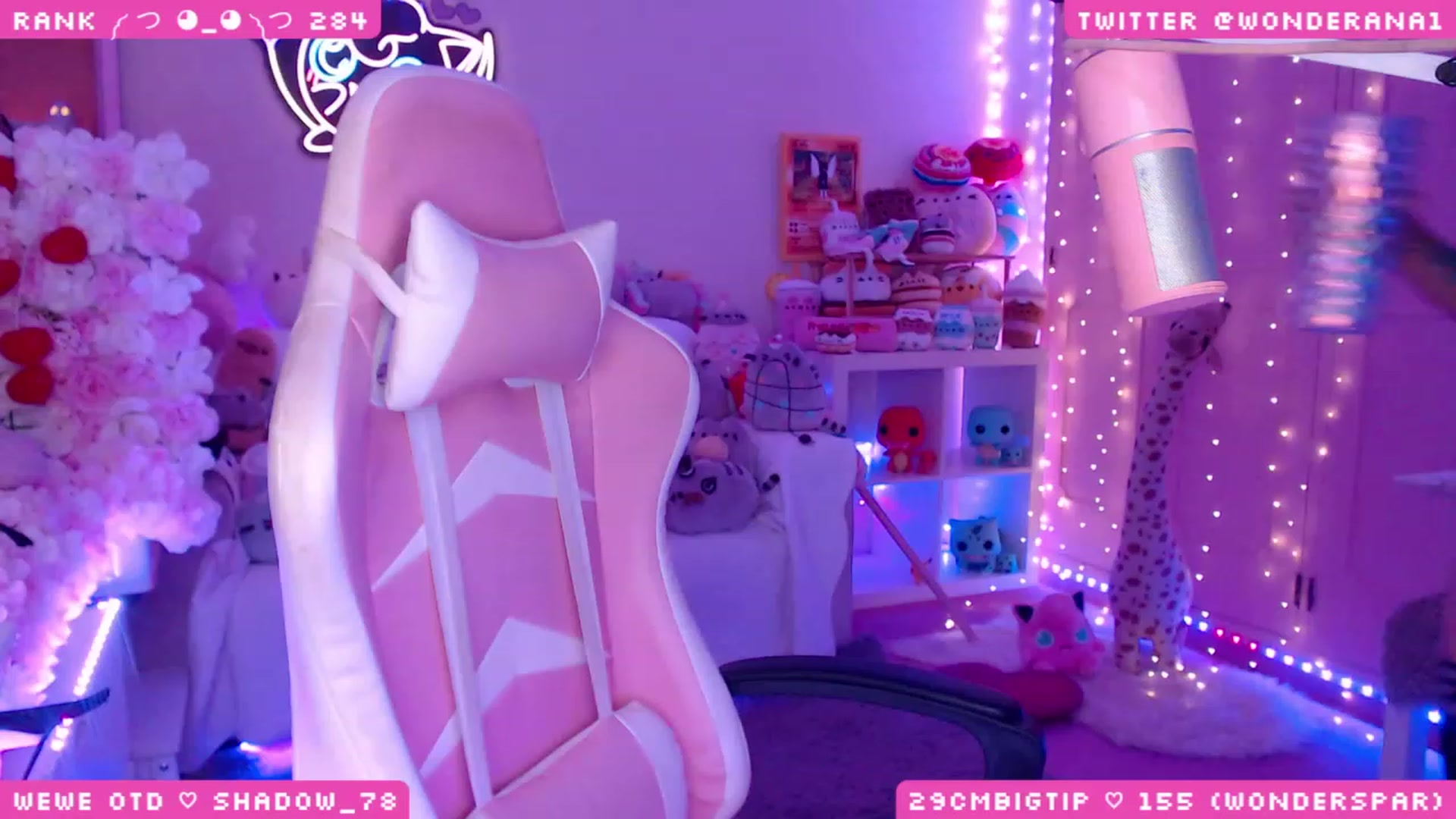 Gallery image thumbnail from WonderAna's myfreecams stream on, 08/27/2023, 02:02 image 4 of 20