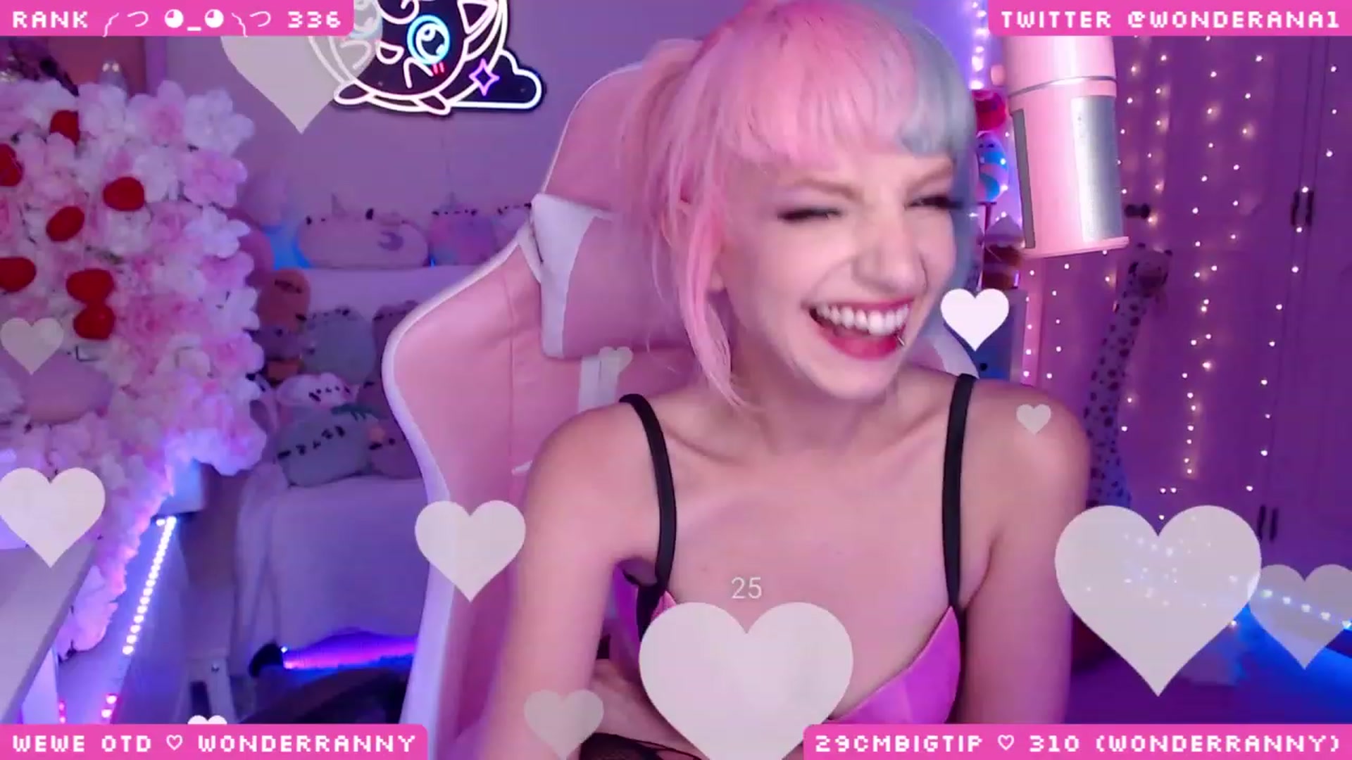 Gallery image thumbnail from WonderAna's myfreecams stream on, 09/01/2023, 24:28 image 19 of 20