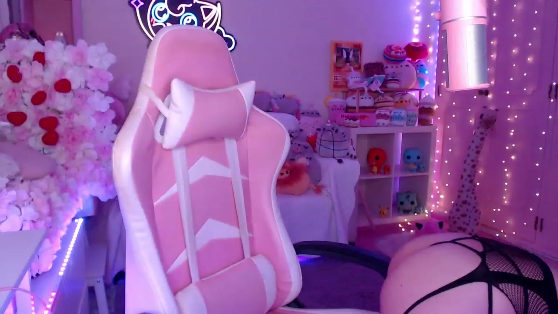 Gallery image thumbnail from WonderAna's myfreecams stream on, 09/01/2023, 24:28 image 11 of 20