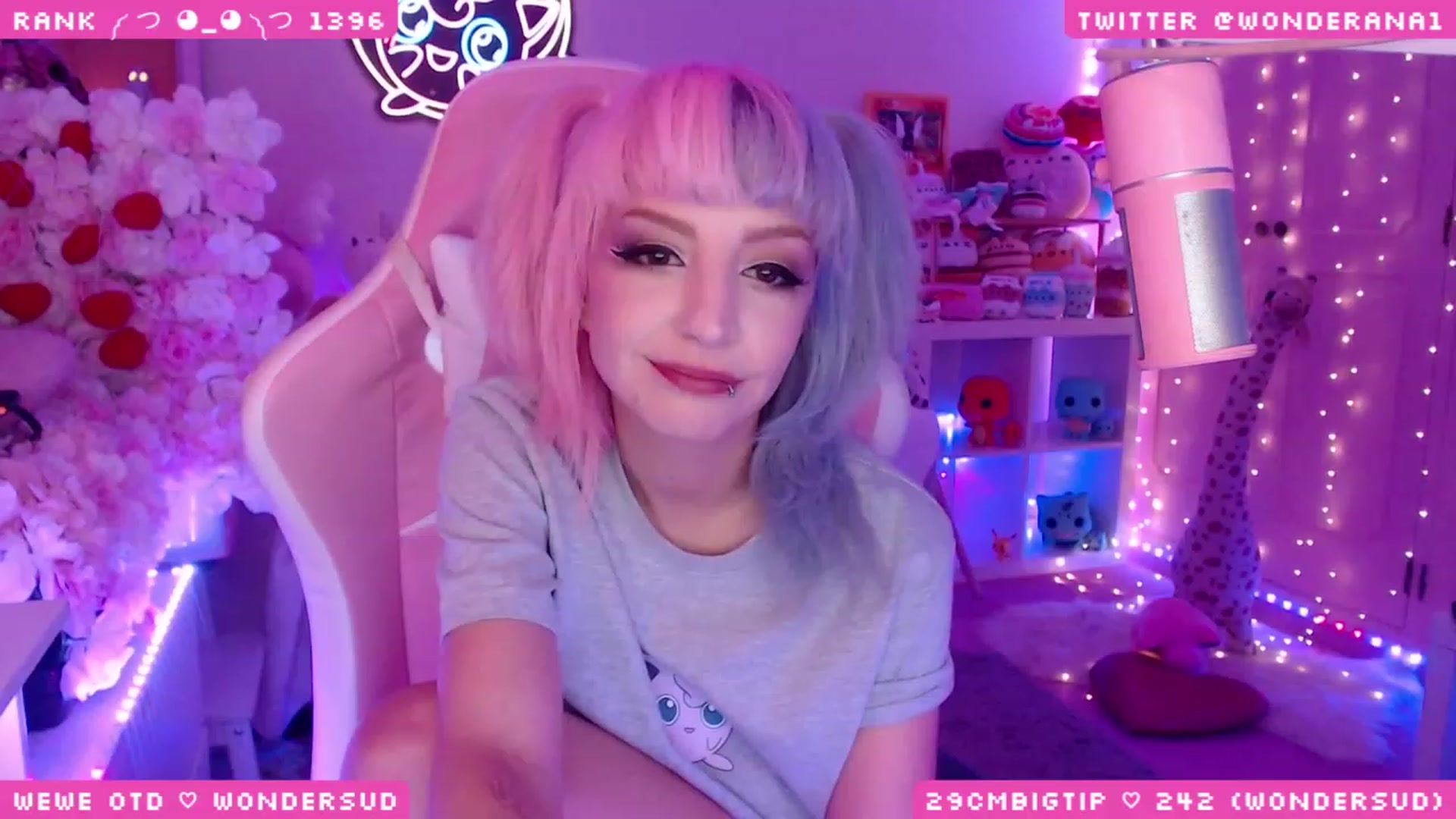 Gallery image thumbnail from WonderAna's myfreecams stream on, 09/05/2023, 24:54 image 10 of 20
