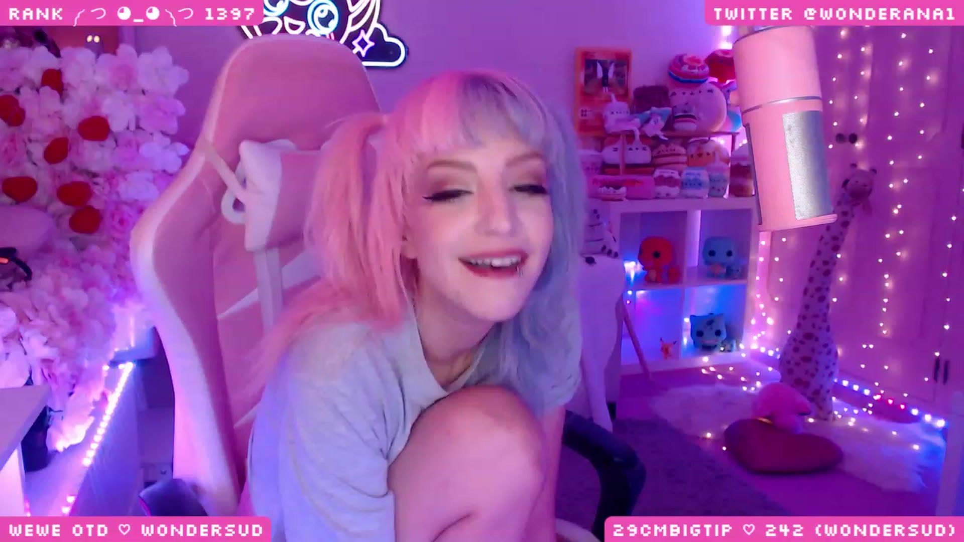 Gallery image thumbnail from WonderAna's myfreecams stream on, 09/05/2023, 24:54 image 6 of 20