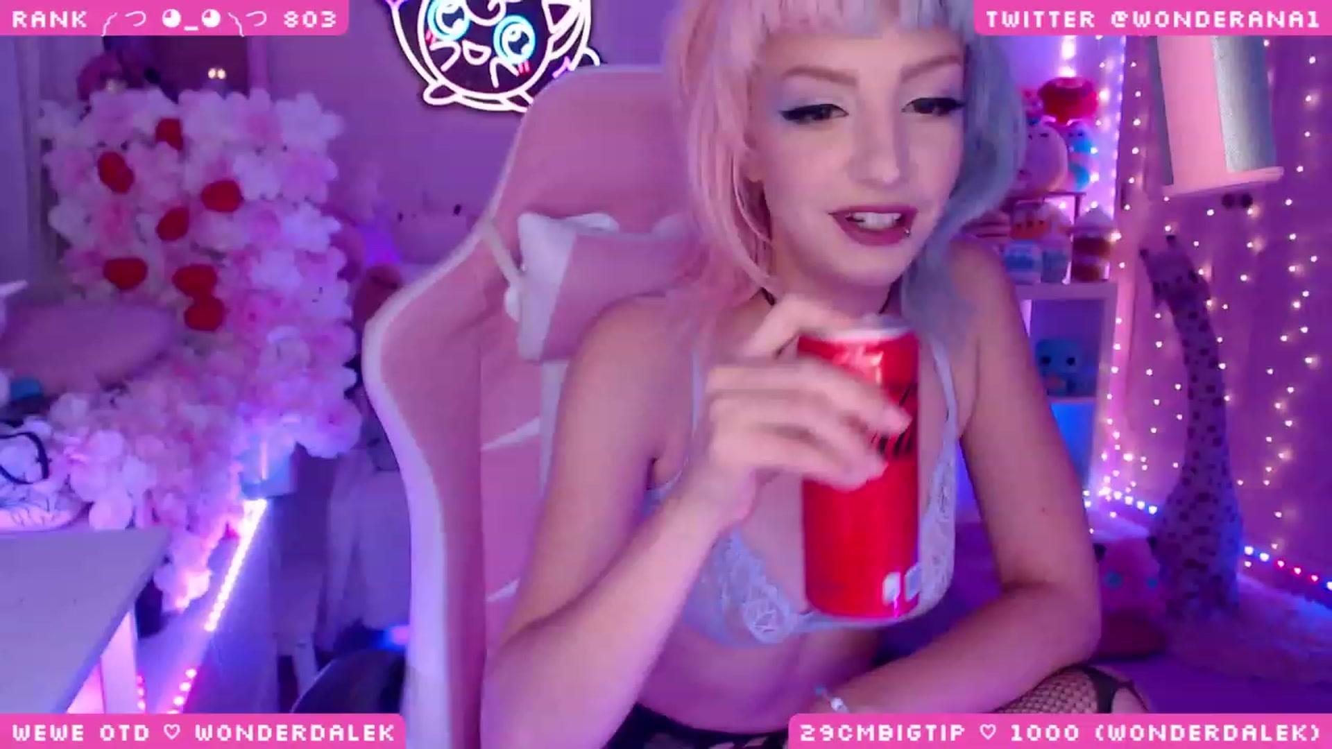 Gallery image thumbnail from WonderAna's myfreecams stream on, 09/14/2023, 22:55 image 6 of 20