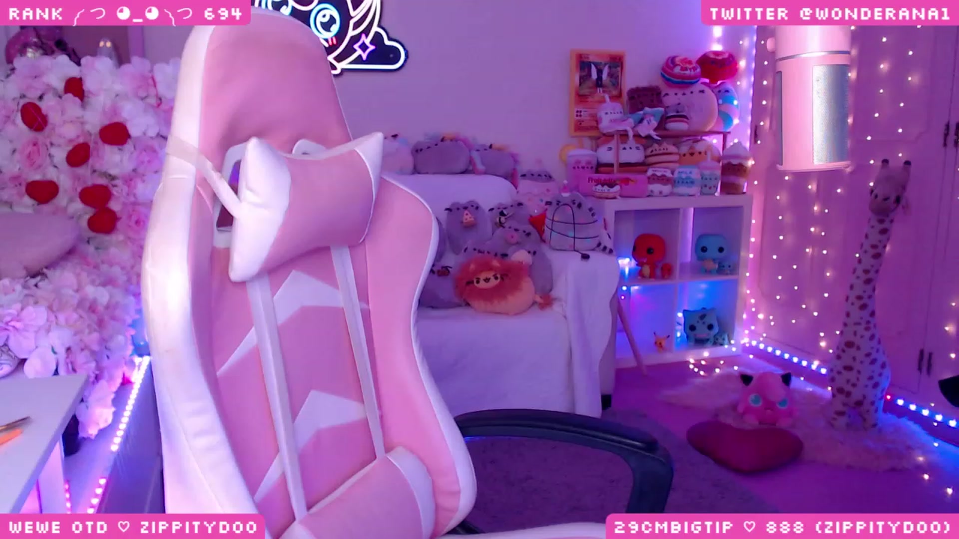 Gallery image thumbnail from WonderAna's myfreecams stream on, 09/17/2023, 02:27 image 7 of 20