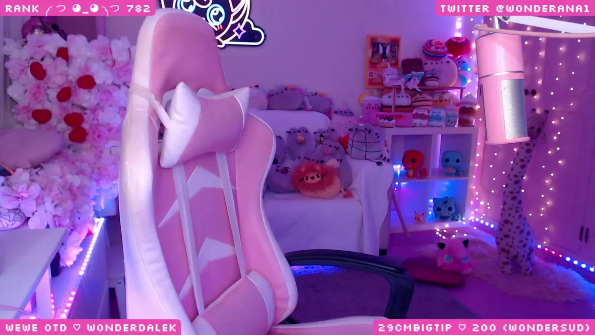 Gallery image thumbnail from WonderAna's myfreecams stream on, 09/18/2023, 23:26 image 20 of 20