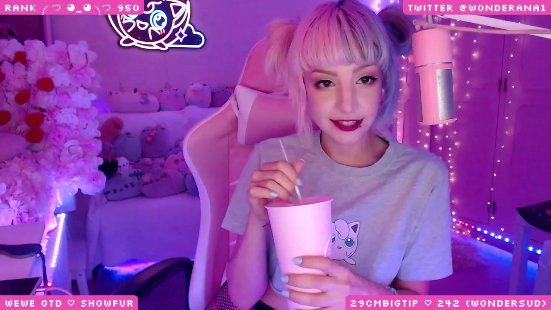 Gallery image thumbnail from WonderAna's myfreecams stream on, 09/26/2023, 01:14 image 8 of 20