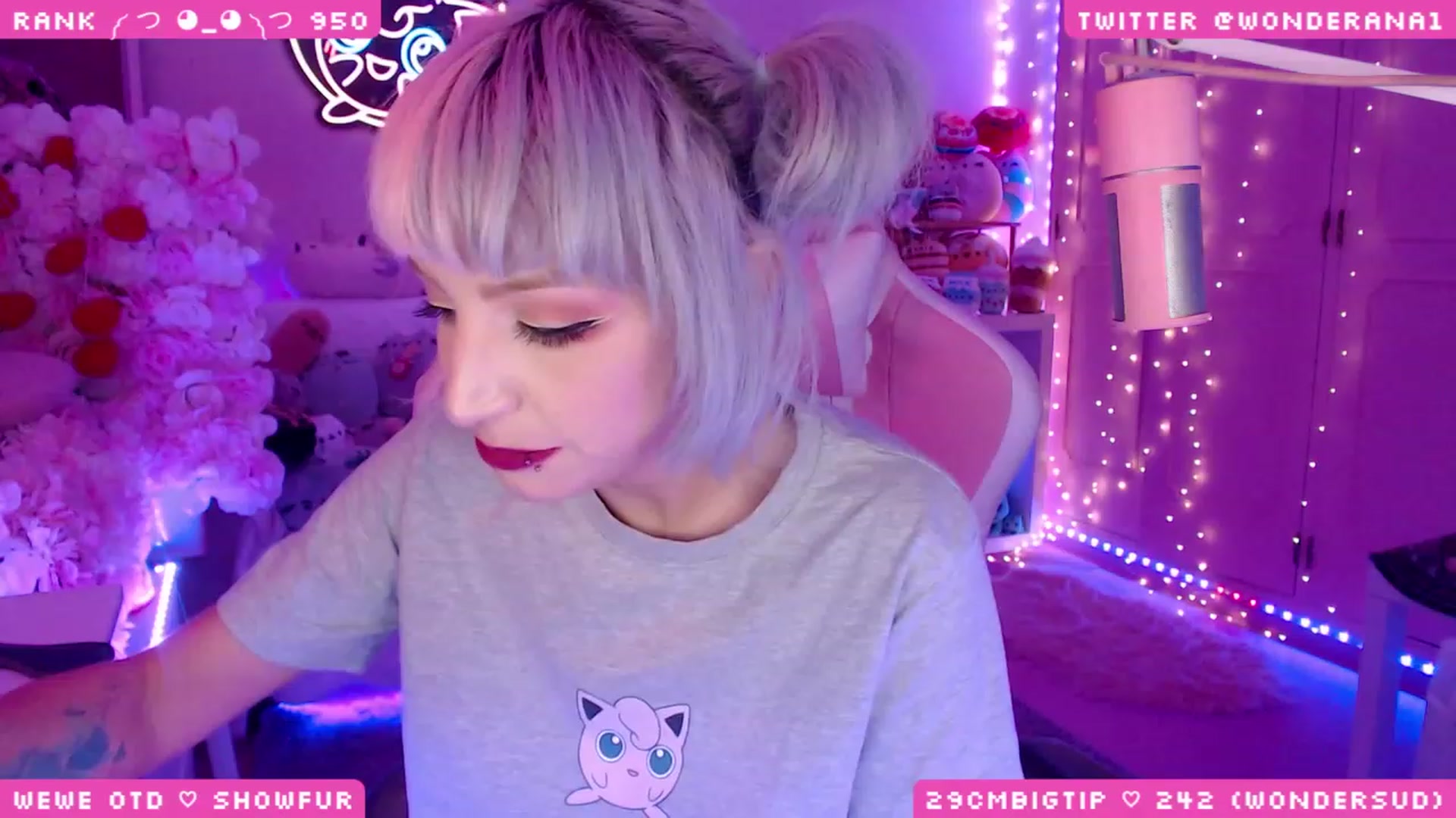 Gallery image thumbnail from WonderAna's myfreecams stream on, 09/26/2023, 01:48 image 7 of 20