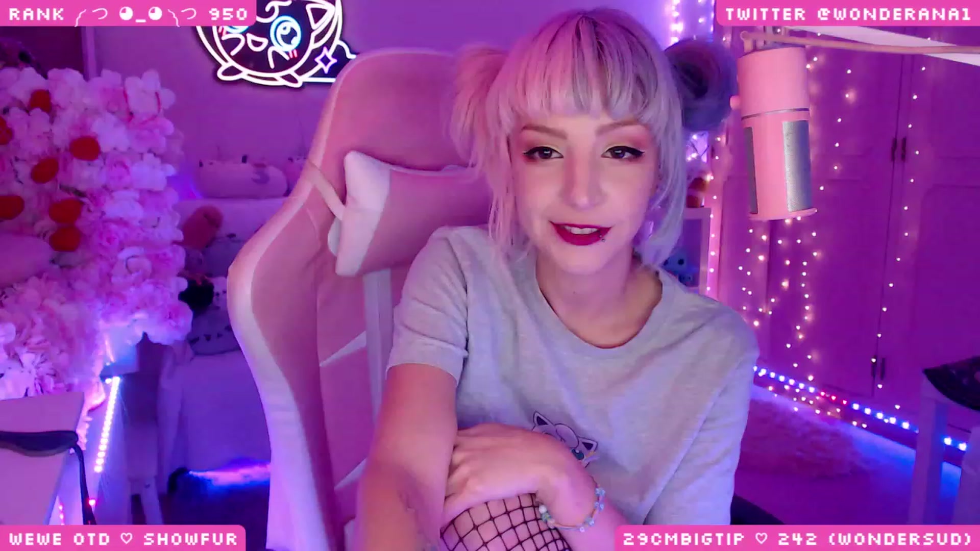 Gallery image thumbnail from WonderAna's myfreecams stream on, 09/26/2023, 01:48 image 2 of 20