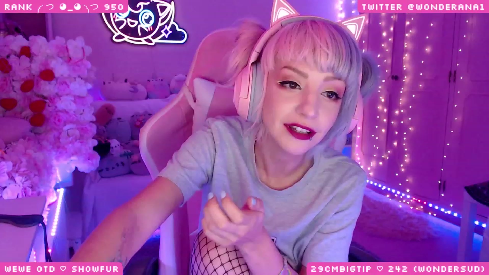 Gallery image thumbnail from WonderAna's myfreecams stream on, 09/26/2023, 01:48 image 11 of 20