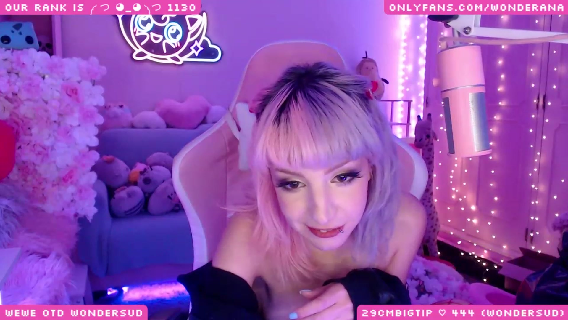 Gallery image thumbnail from WonderAna's myfreecams stream on, 11/05/2023, 02:00 image 20 of 20