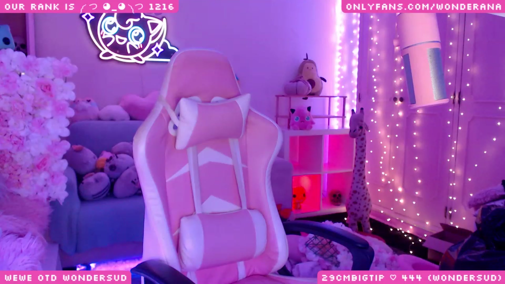 Gallery image thumbnail from WonderAna's myfreecams stream on, 11/05/2023, 02:00 image 3 of 20
