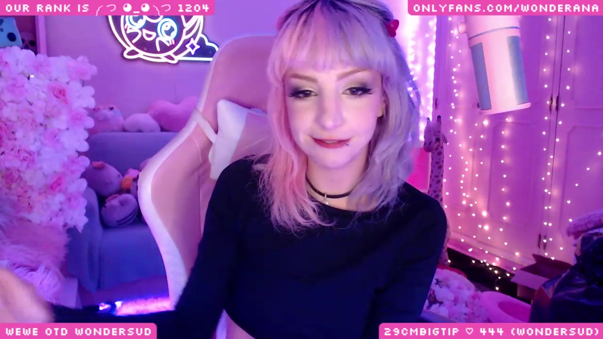 Gallery image thumbnail from WonderAna's myfreecams stream on, 11/05/2023, 02:00 image 10 of 20