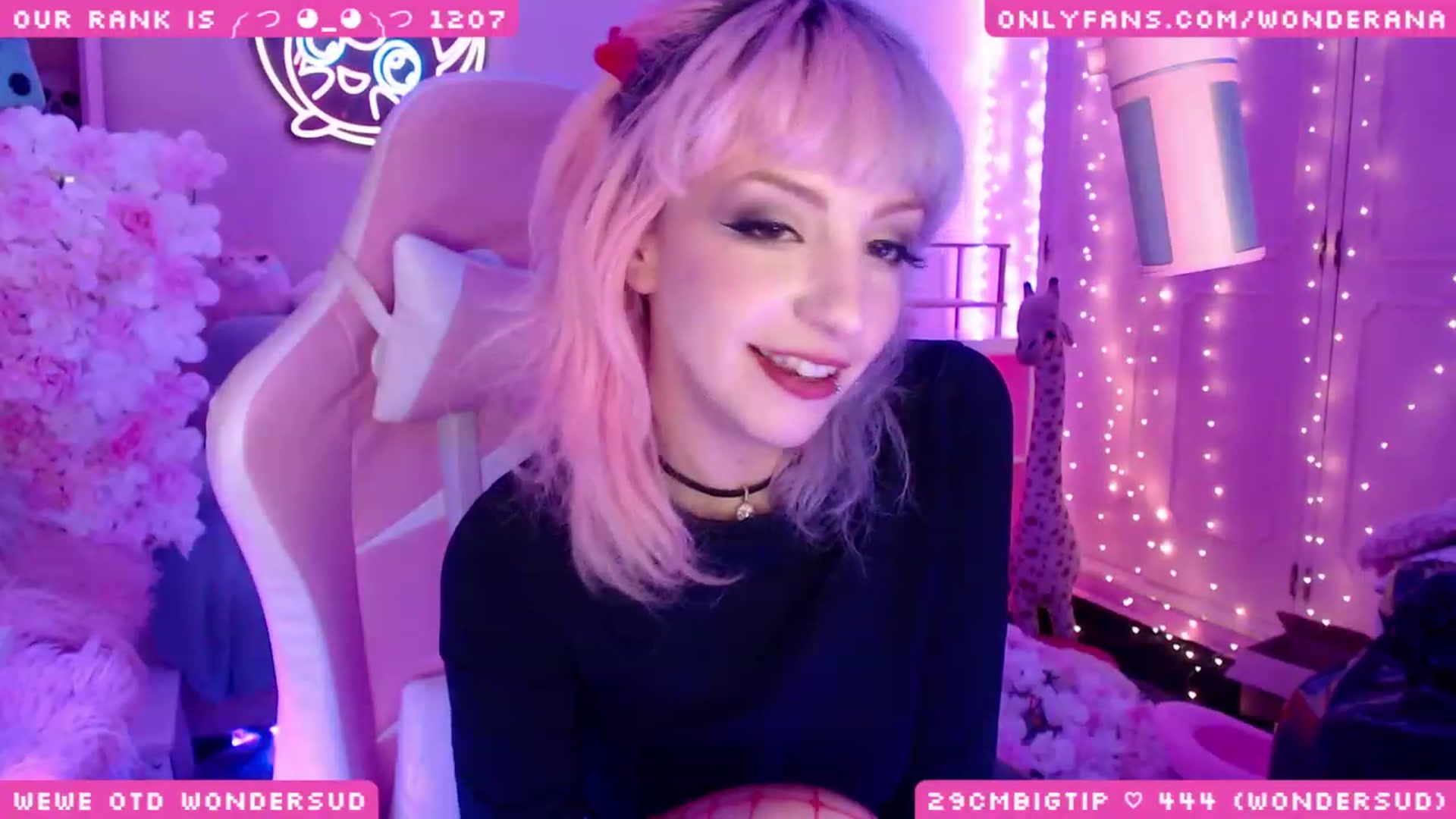 Gallery image thumbnail from WonderAna's myfreecams stream on, 11/05/2023, 02:00 image 7 of 20