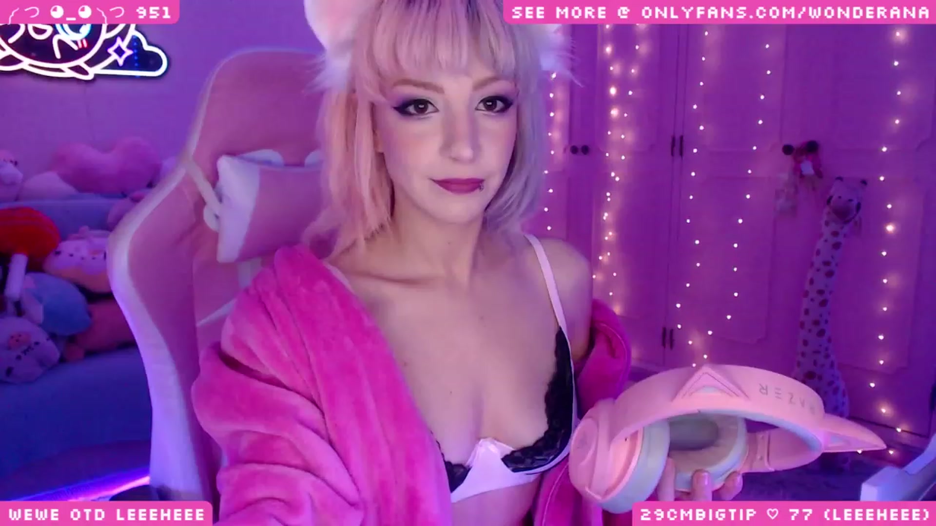 Gallery image thumbnail from WonderAna's myfreecams stream on, 11/12/2023, 01:33 image 2 of 20