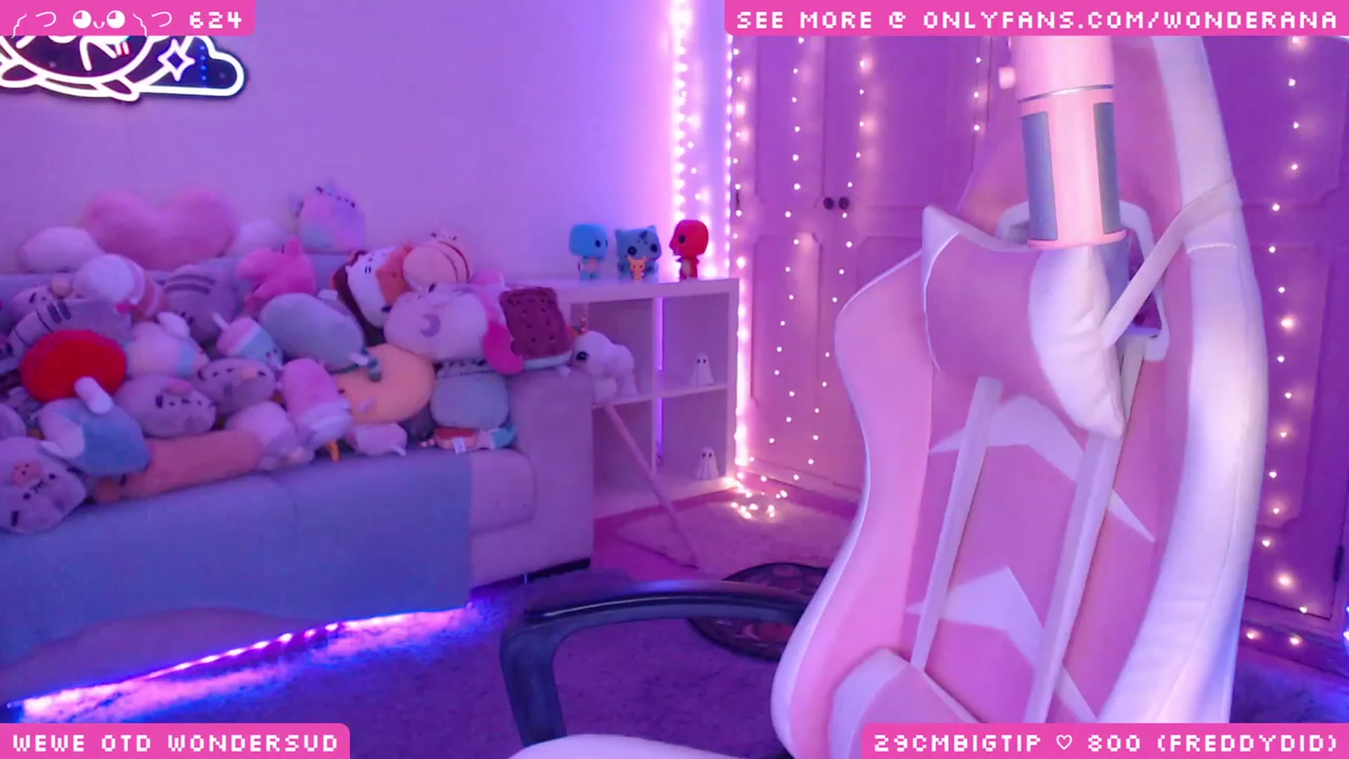 Gallery image thumbnail from WonderAna's myfreecams stream on, 11/18/2023, 03:12 image 17 of 20