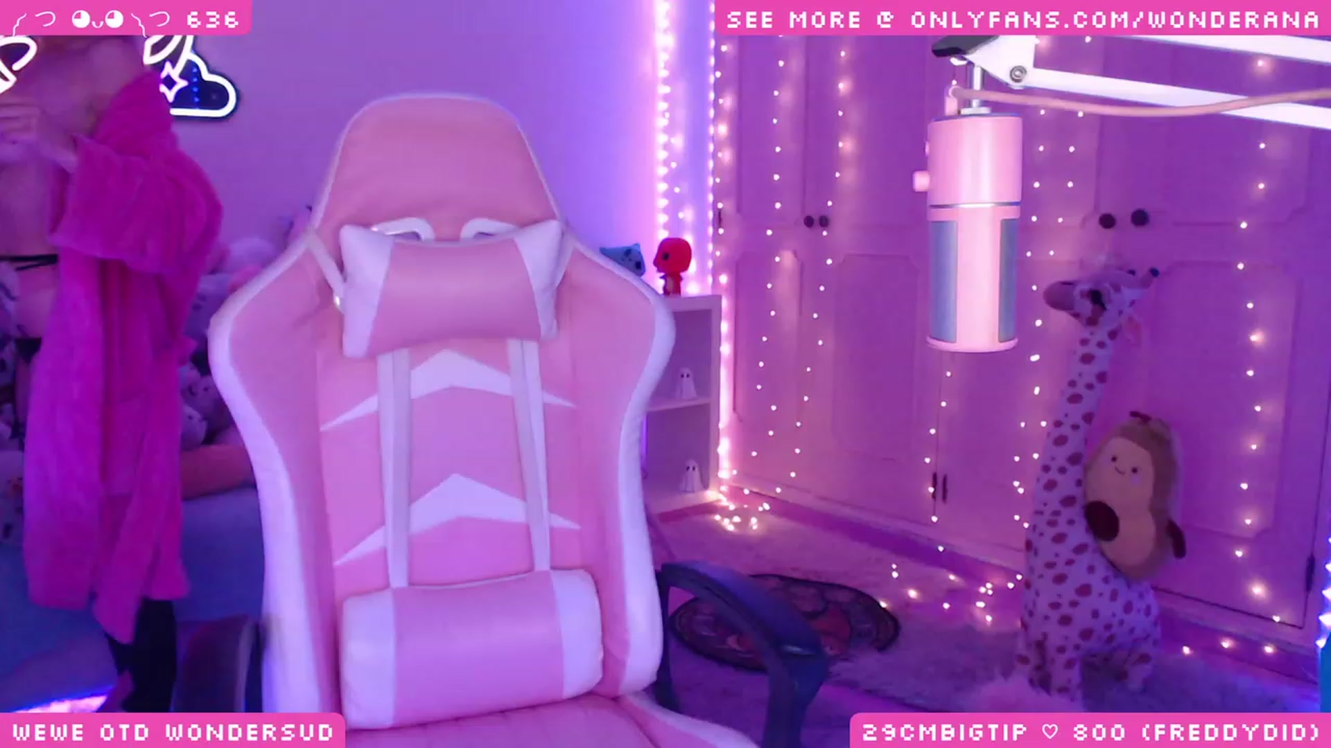 Gallery image thumbnail from WonderAna's myfreecams stream on, 11/18/2023, 03:12 image 10 of 20
