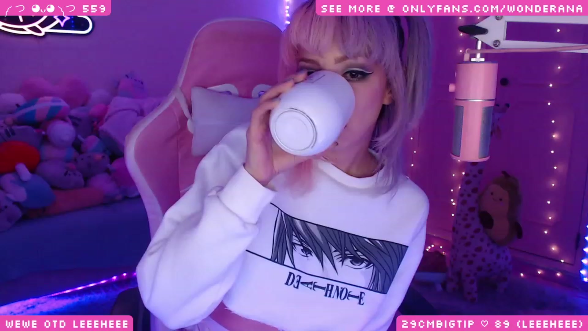 Gallery image thumbnail from WonderAna's myfreecams stream on, 11/21/2023, 03:05 image 1 of 20