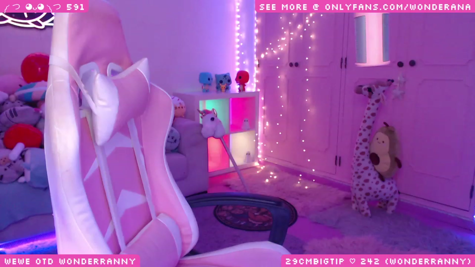 Gallery image thumbnail from WonderAna's myfreecams stream on, 11/23/2023, 03:01 image 7 of 20